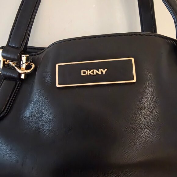 Handbag - Picture 3 of 7